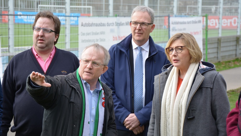 Bezirksvorstand macht sich ein Bild von der Rheinbrücke Leverkusen